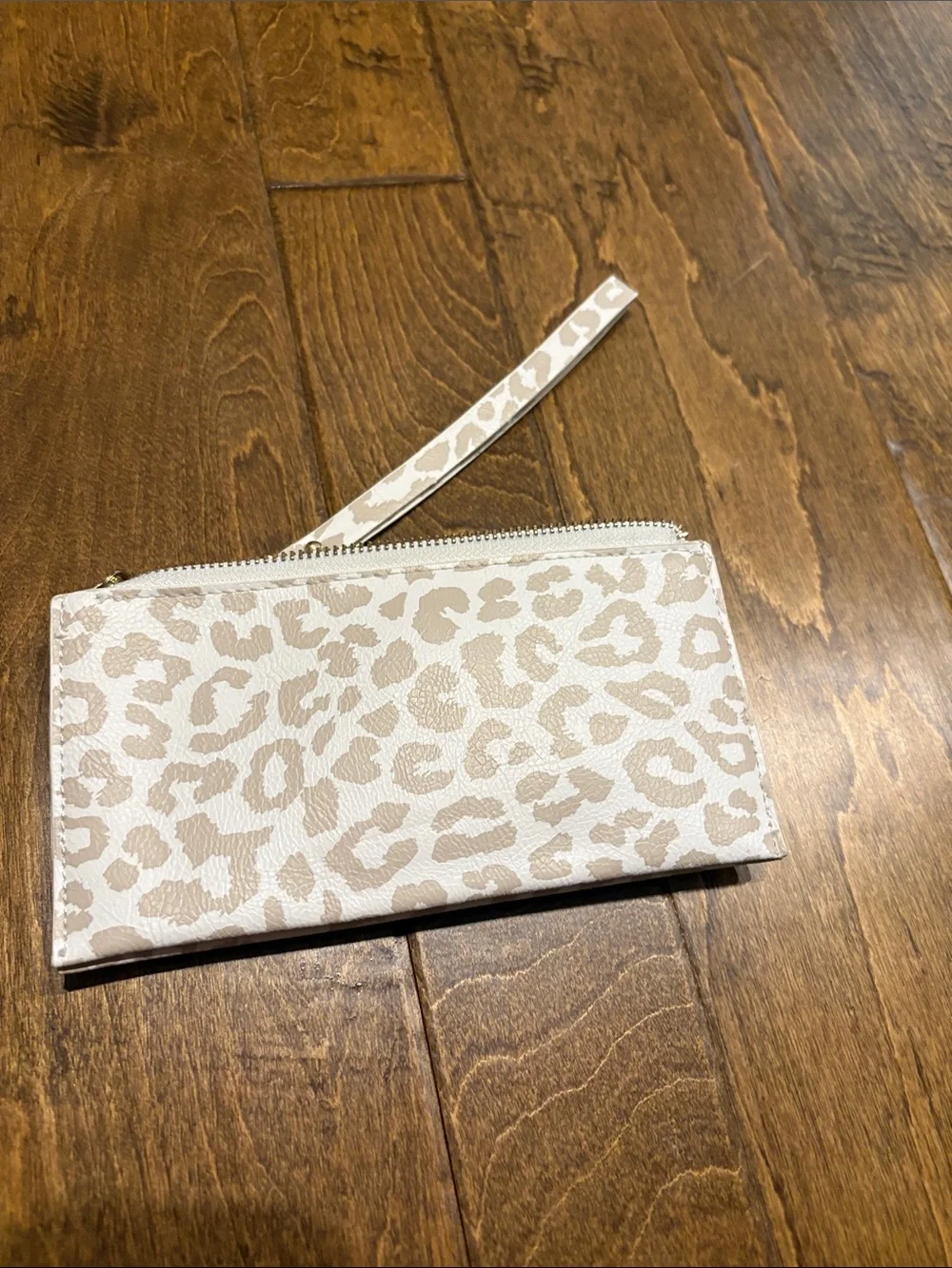 Leopard Print Wristlet Card Case in Beige